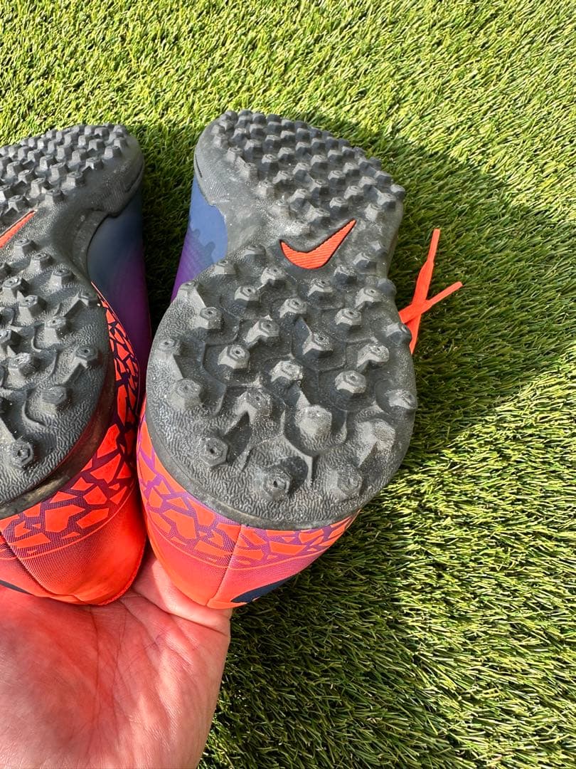 ナイキ ハイパーヴェノム フェイド II TF(レッド×パープル) 26.5