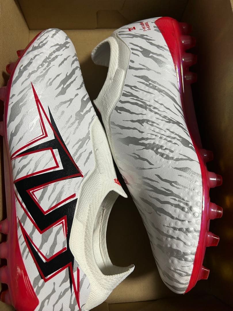 シューズ TLSS LIBERO 28cm