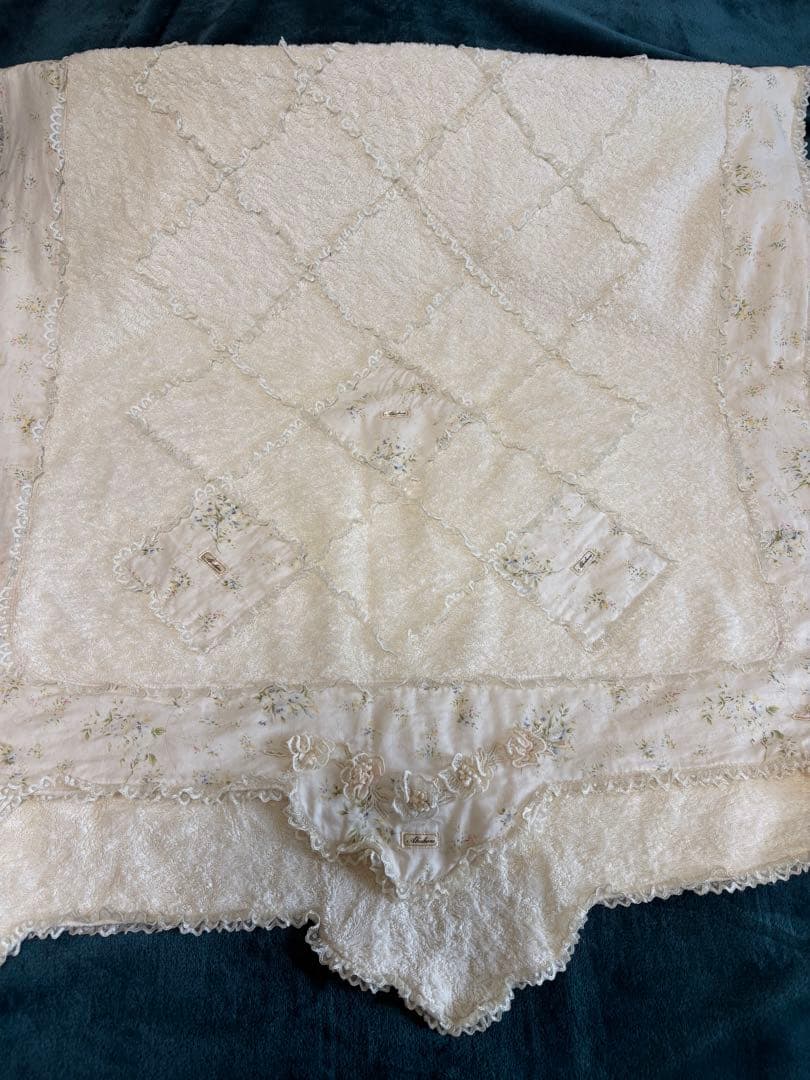 さえら アキアカネ 大判バスタオル