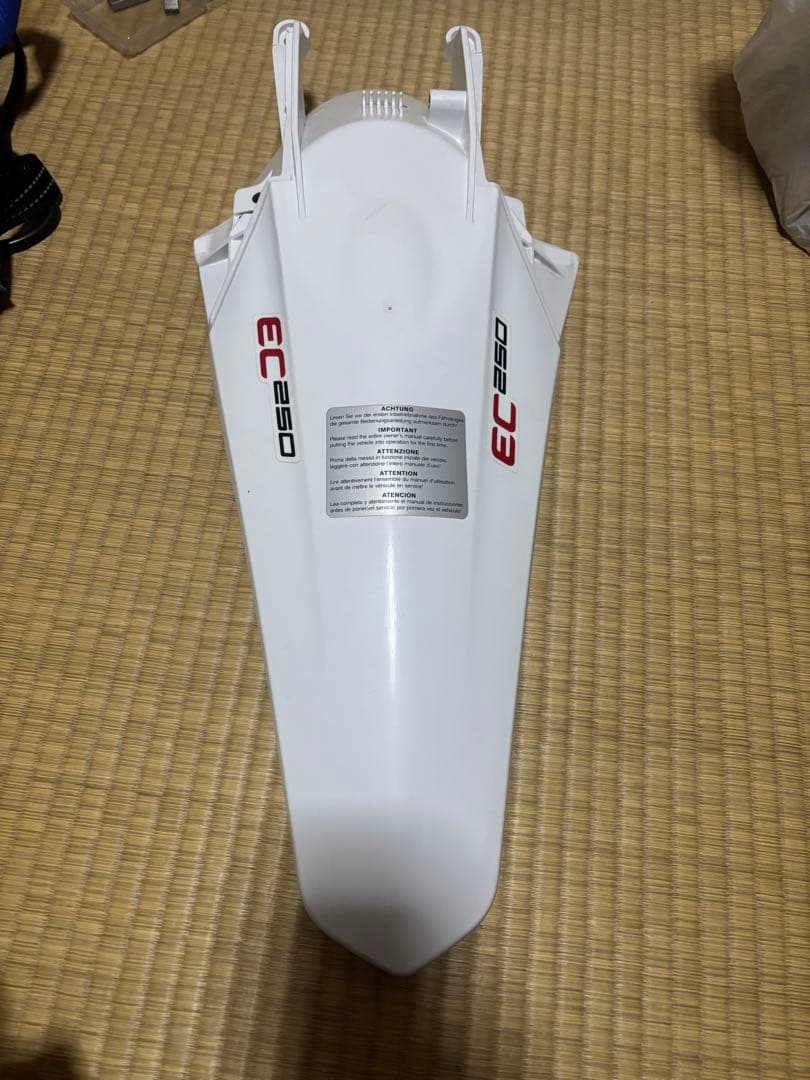 gasgas EC250フェンダー　キャリパー　ハンドルセット