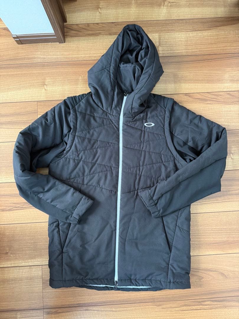 《Lサイズ》　オークリー　ゴルフウェア　ブルゾン