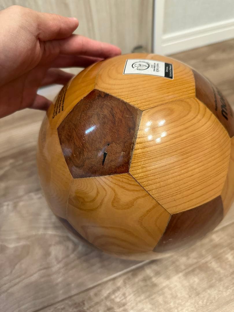 希少FIFA2002年日韓ワールドカップ木製サッカーボールmolten/5号