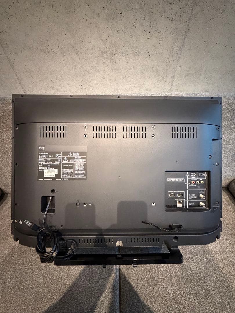 【極美品】東芝 REGZA レグザ 32V型32V30 2016年製