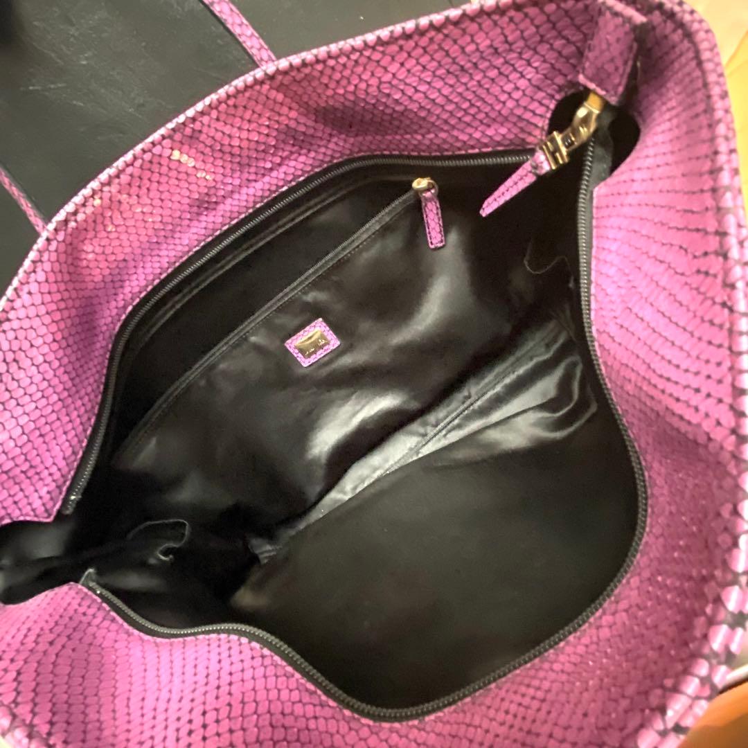 美品正規品　FENDI フェンディ トートバッグ　パイソン　軽量　A4収納