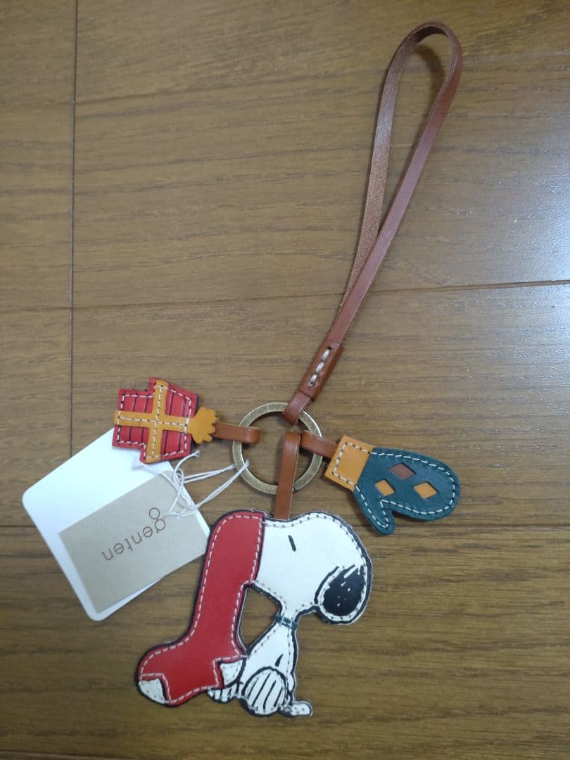 genten　ゲンテン　スヌーピー　peanuts チャーム