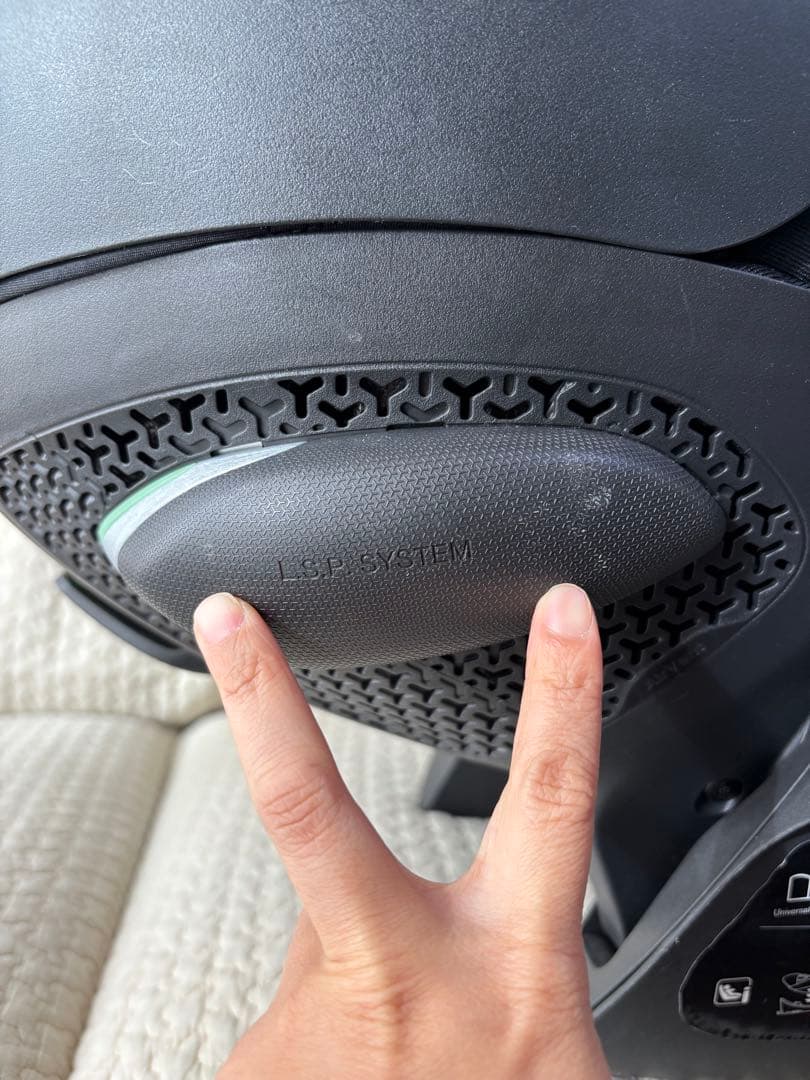 2024Cybex クラウドG i-Size チャイルドシート　アダプター付き