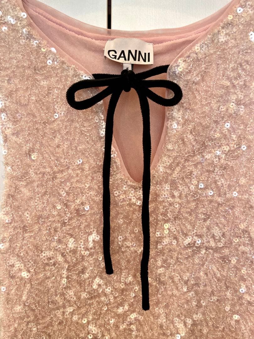 GANNI スパンコールタンクトップ ピンク