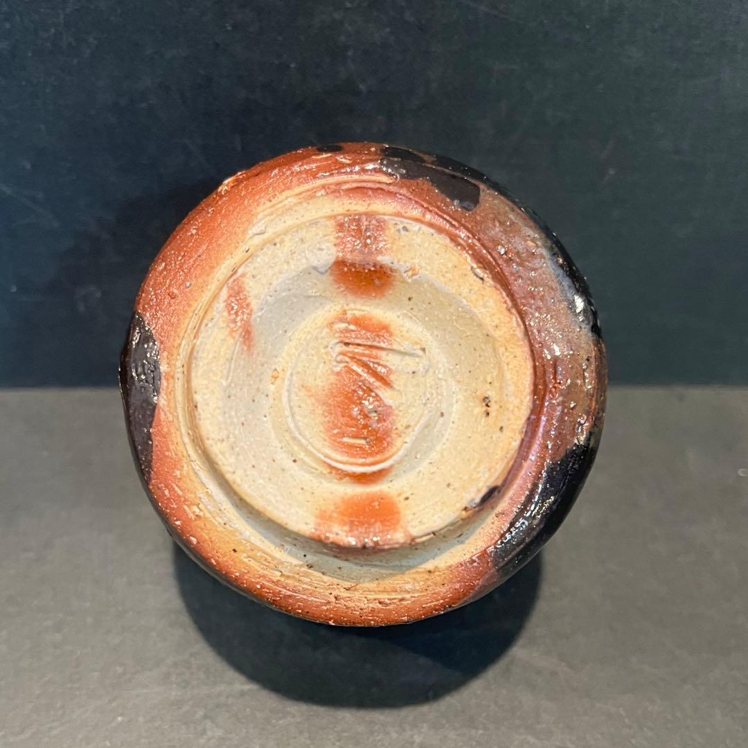 新品　人間国宝　備前焼　伊勢崎淳　黒酒呑／陶歴共箱　個展購入品