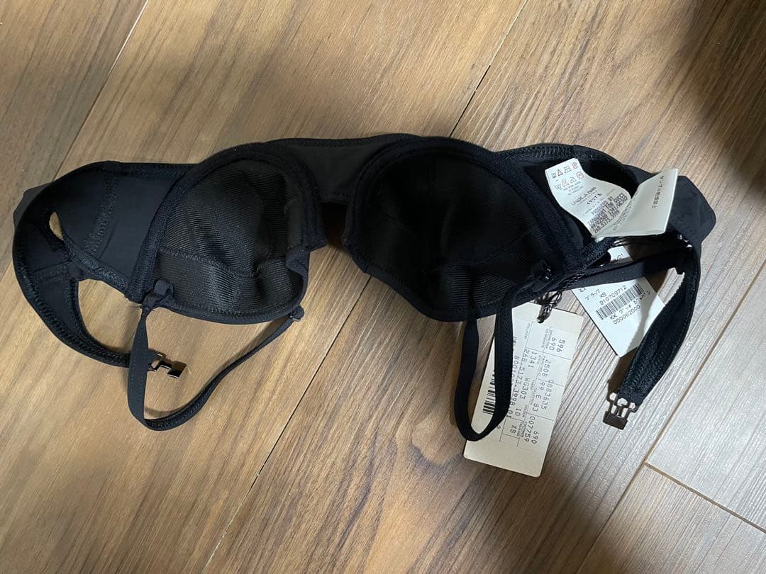 激レア！GUCCI ブラック セパレートビキニ