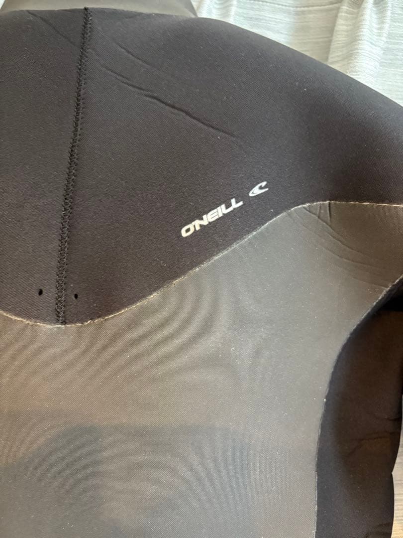 【新品】O'Neill セミドライスーツ MLBサイズ ブラック