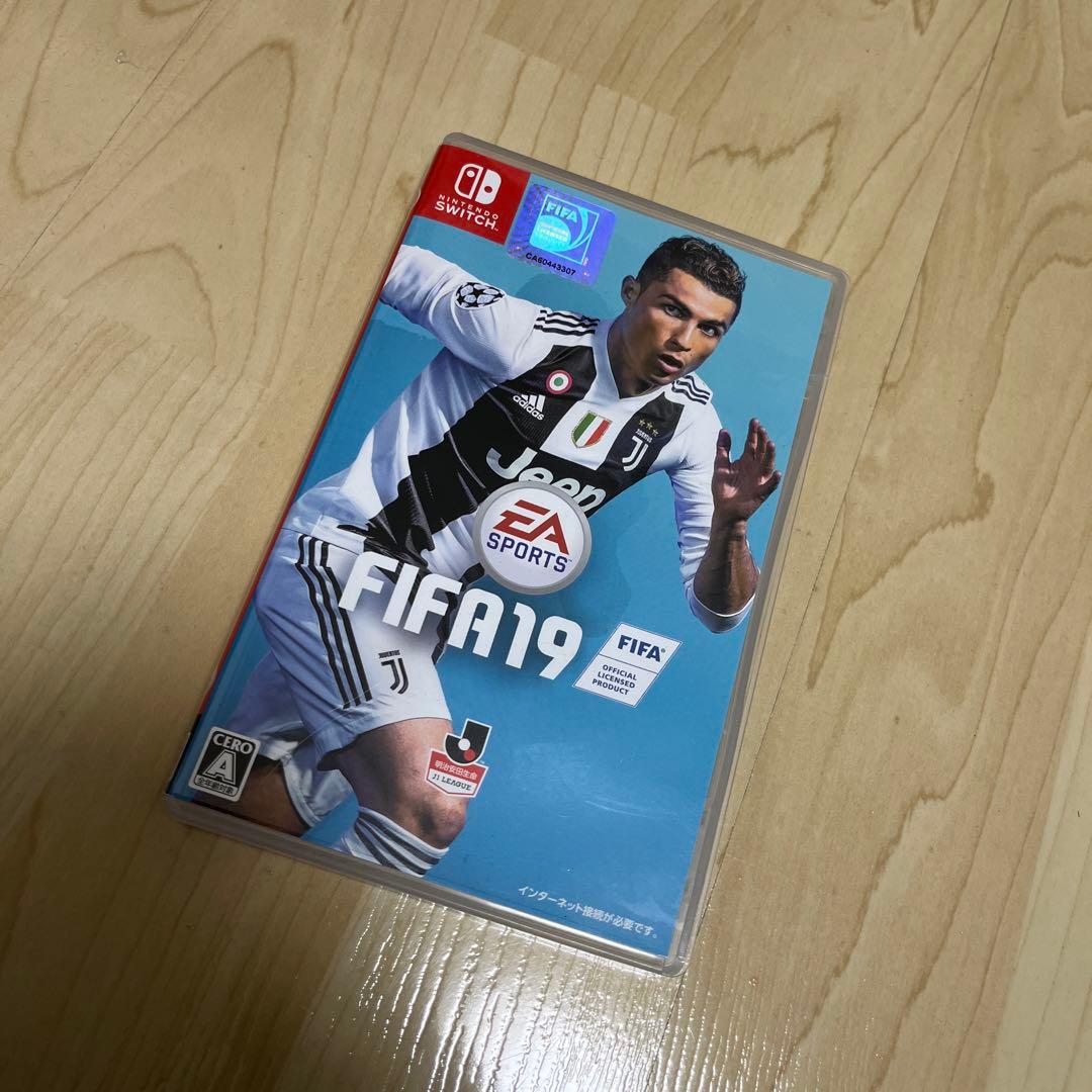 Nintendo Switch FIFA 19 STANDARD EDITION
