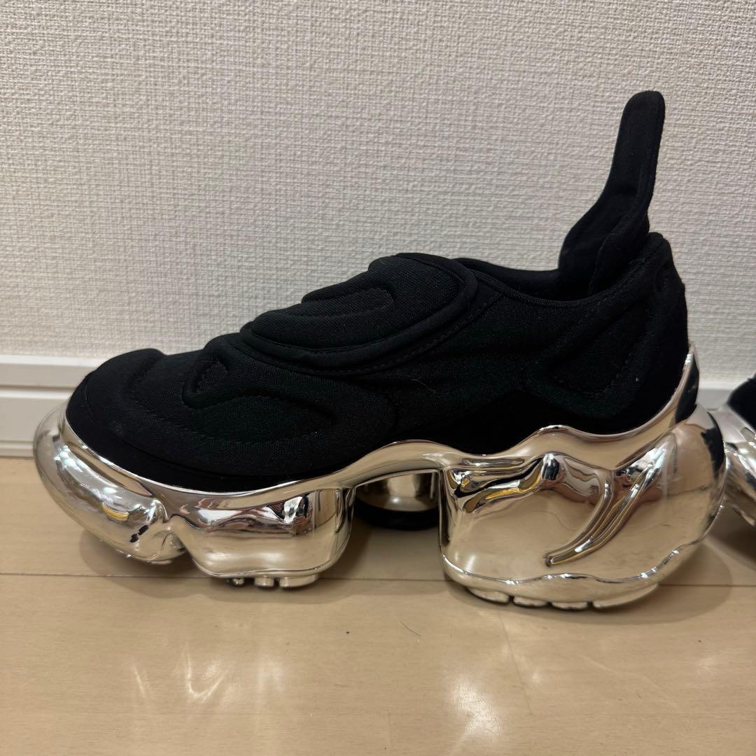 MOOPIE grounds 25 スニーカー　シューズ