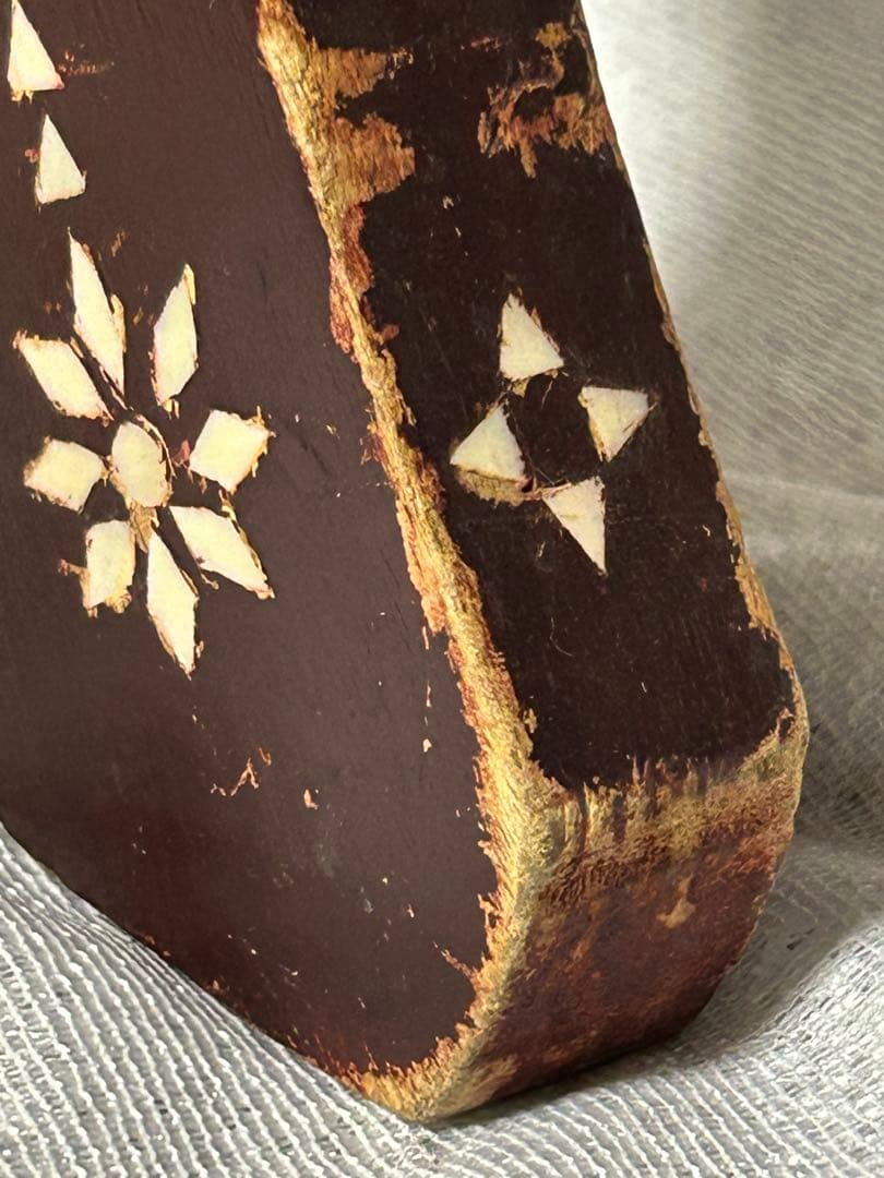 カルティニベンチ　クラブチェア　螺鈿　ロビーチェア　木製椅子