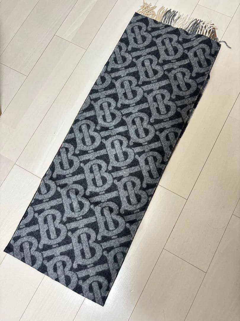 バーバリー リバーシブルカシミヤマフラー