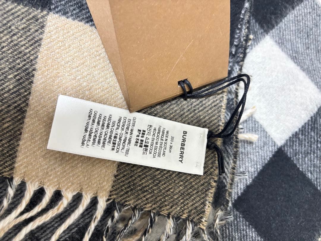 バーバリー リバーシブルカシミヤマフラー