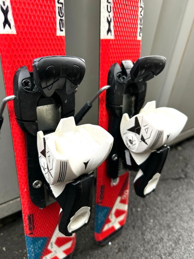 ATOMICアトミック 90cmスキー板　ノルディカ スキーブーツ オマケ