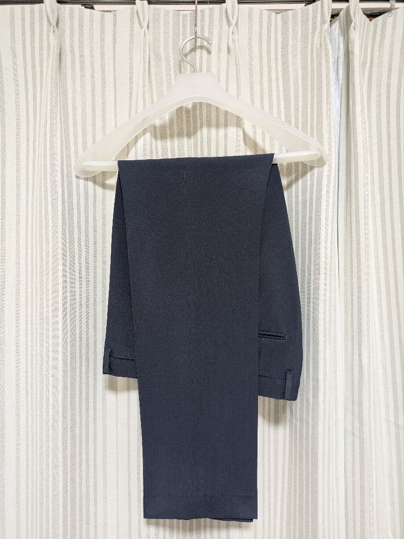 ユニクロ +J ダークグレー シングルブレスト スーツセットアップ