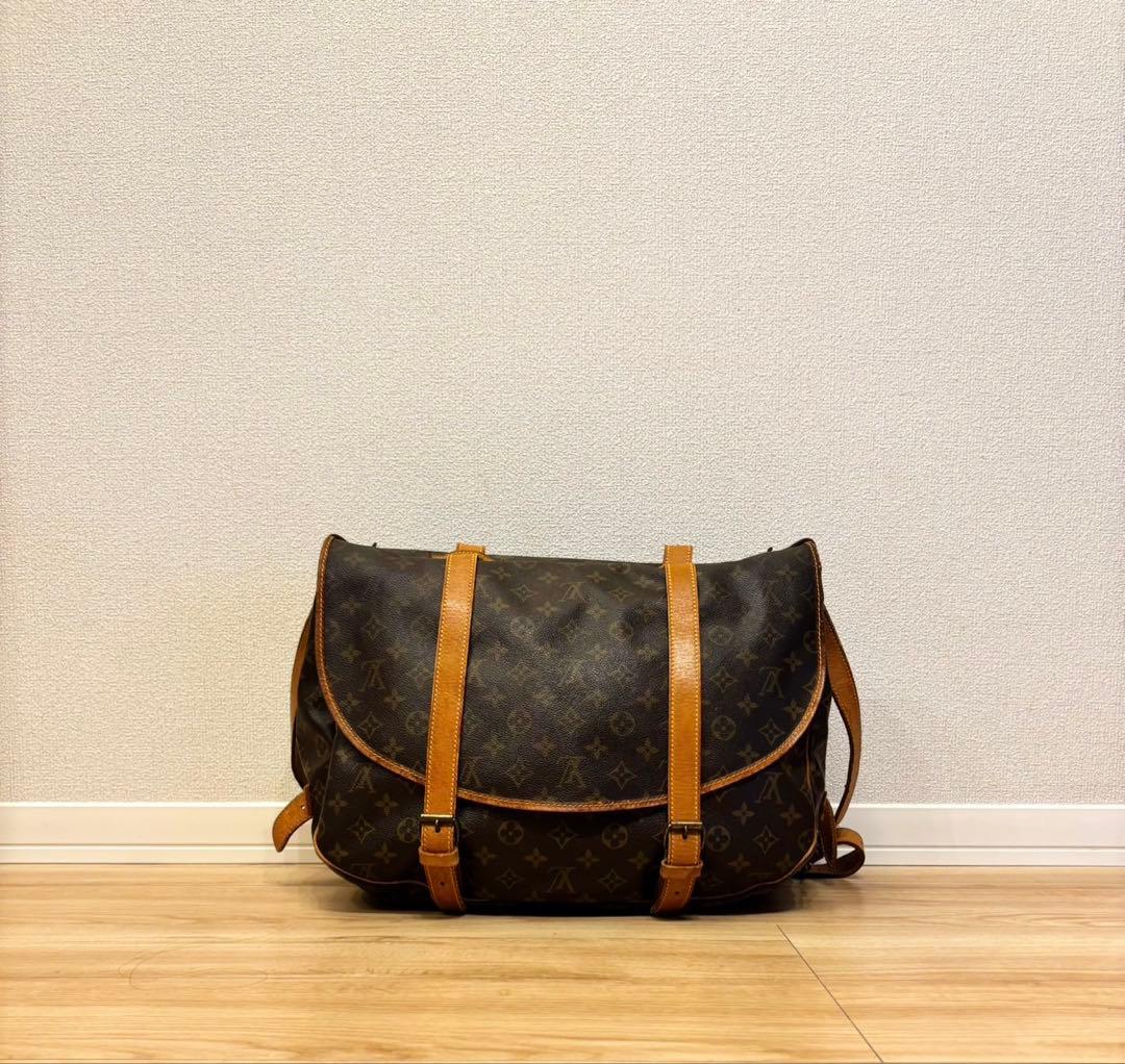 早い者勝ち！LOUIS VUITTON ルイヴィトン ソミュール43