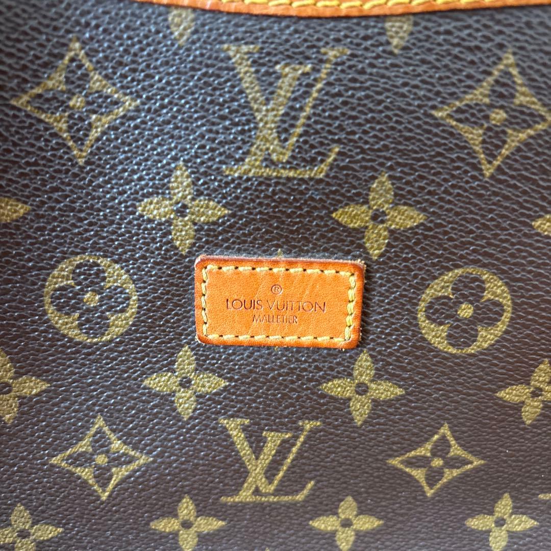 早い者勝ち！LOUIS VUITTON ルイヴィトン ソミュール43