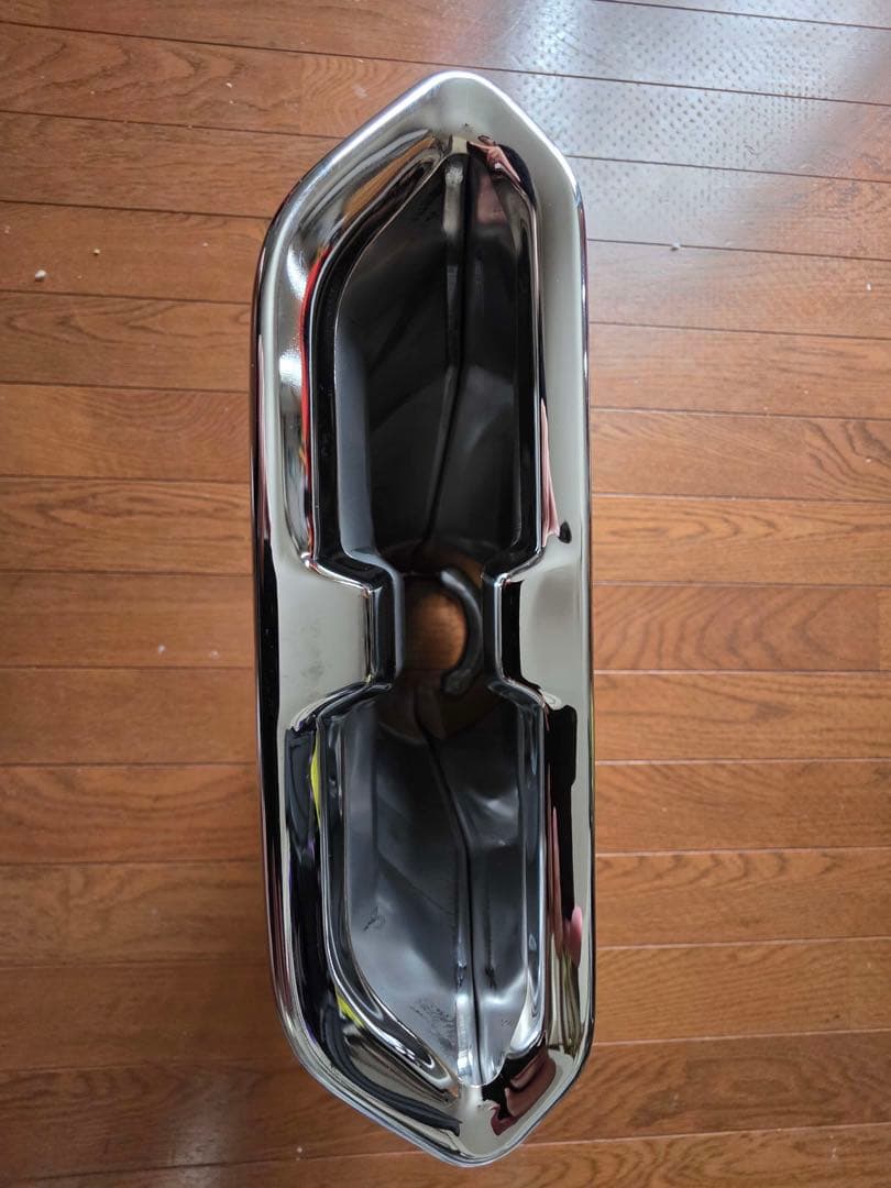 (新車外し)ランクル300ZX モデリスタ　マフラーカッター