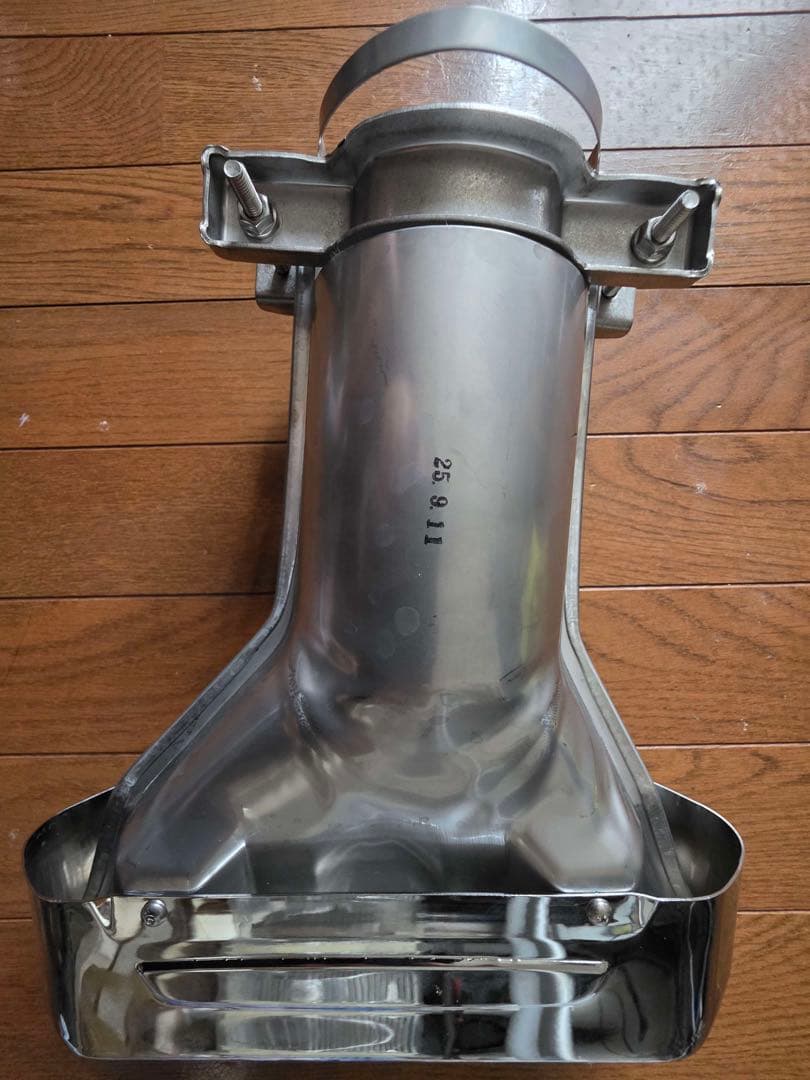 (新車外し)ランクル300ZX モデリスタ　マフラーカッター