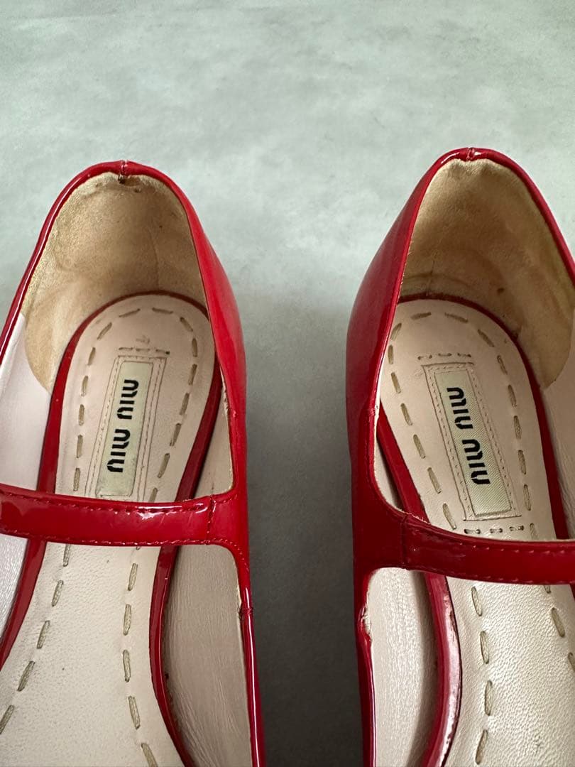 【miu miu 】エナメル レッド メリージェーンシューズ　mary jane