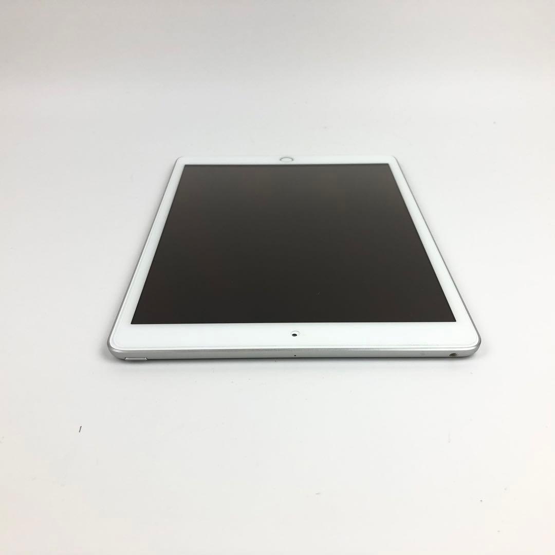 【極美品】 iPad 第8世代 32GB シルバー