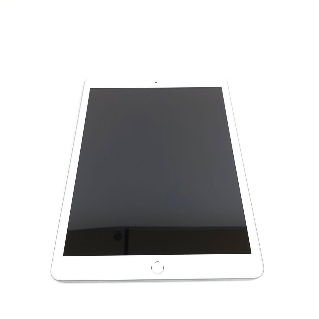 【極美品】 iPad 第8世代 32GB シルバー