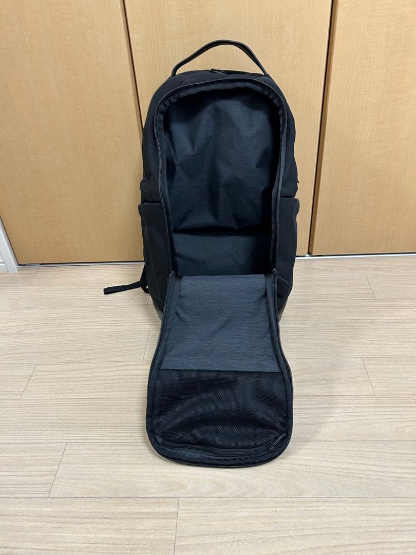 【かずロー】The North Face ブラックバックパック　ビジネス