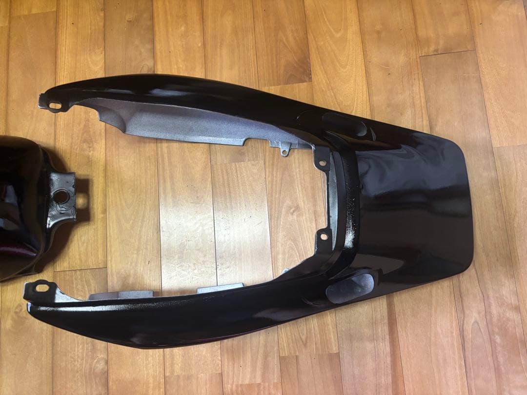 nc42 CB400SF HONDA 外装　タンク　テール　サイドカバ　フェンダ