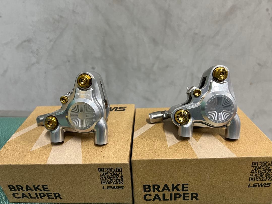 Lewis Road caliper BB2-Ti シルバー