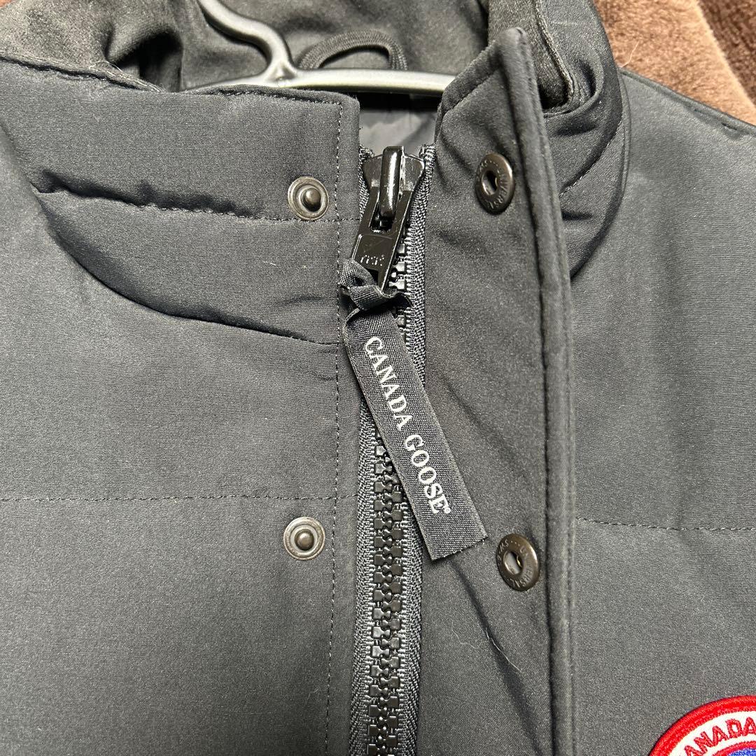 カナダグース　ベスト4151M Sサイズ