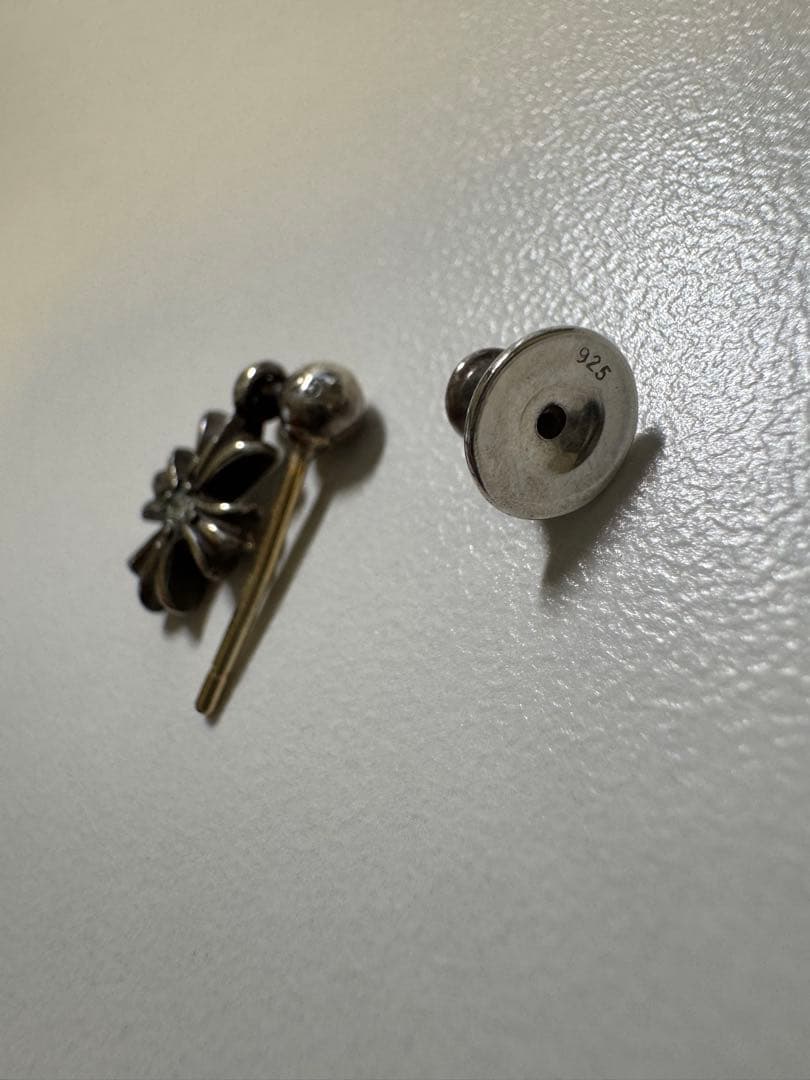 Chrom hearts タイニーE CHプラスドロップイヤリングwithダイヤ