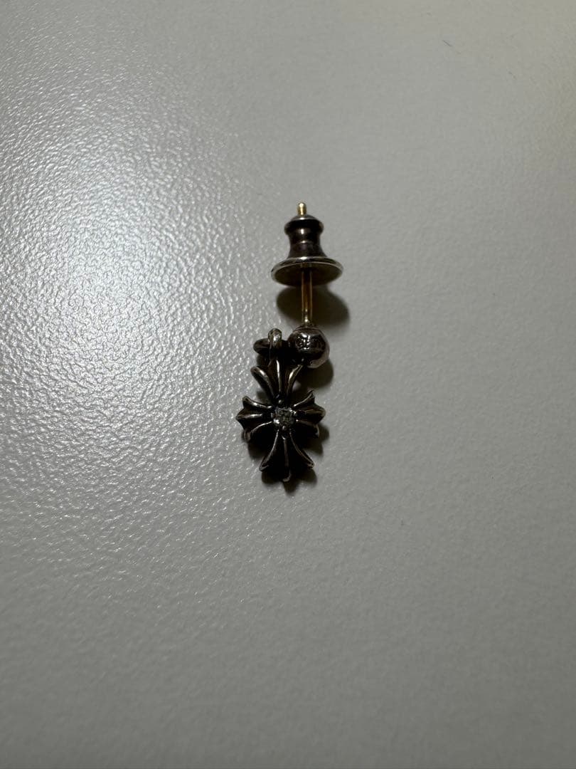 Chrom hearts タイニーE CHプラスドロップイヤリングwithダイヤ