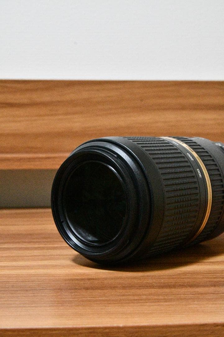 TAMRON SP 70-300mm F4-5.6 Di VC （A005）