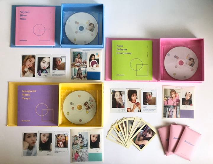 【TWICE】CD/トレカ/ポスターセット（デビュー〜初期）