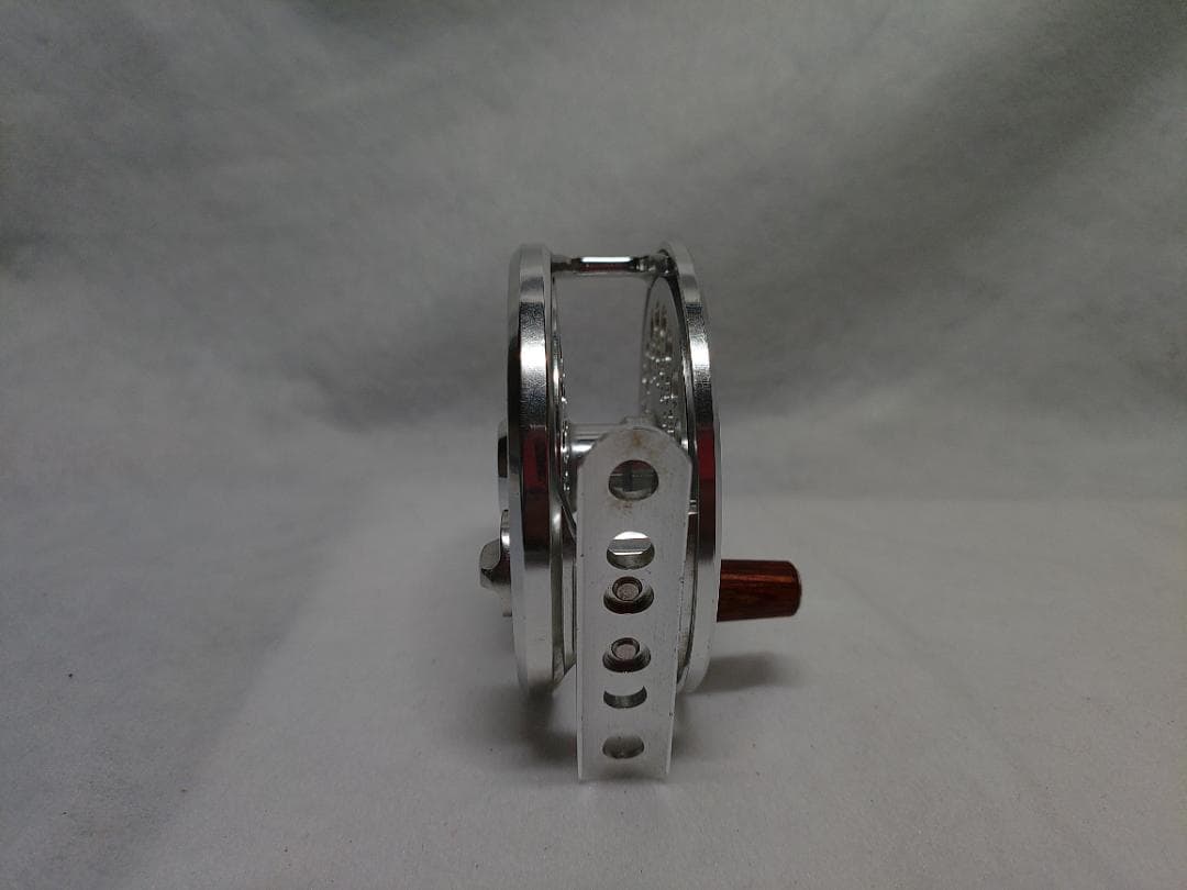 ダイワ　ファントム SS＃４　Daiwa Phantom 　フライリール