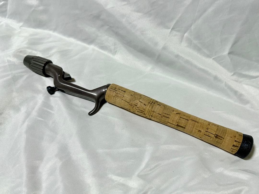 チャンピオングリップ　セミダブル　ザウルス　中古美品