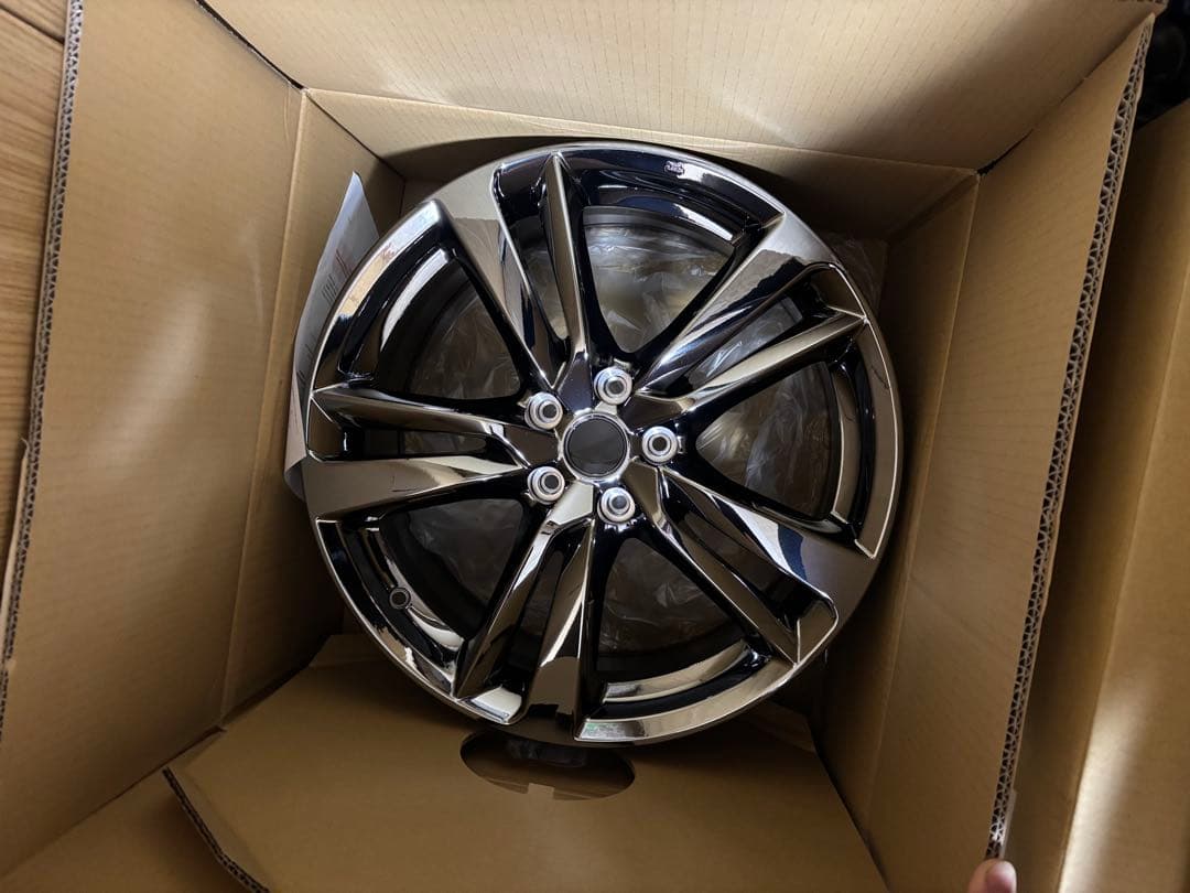 Nissan 19インチ ブラッククロームホイール v37SKYLINE