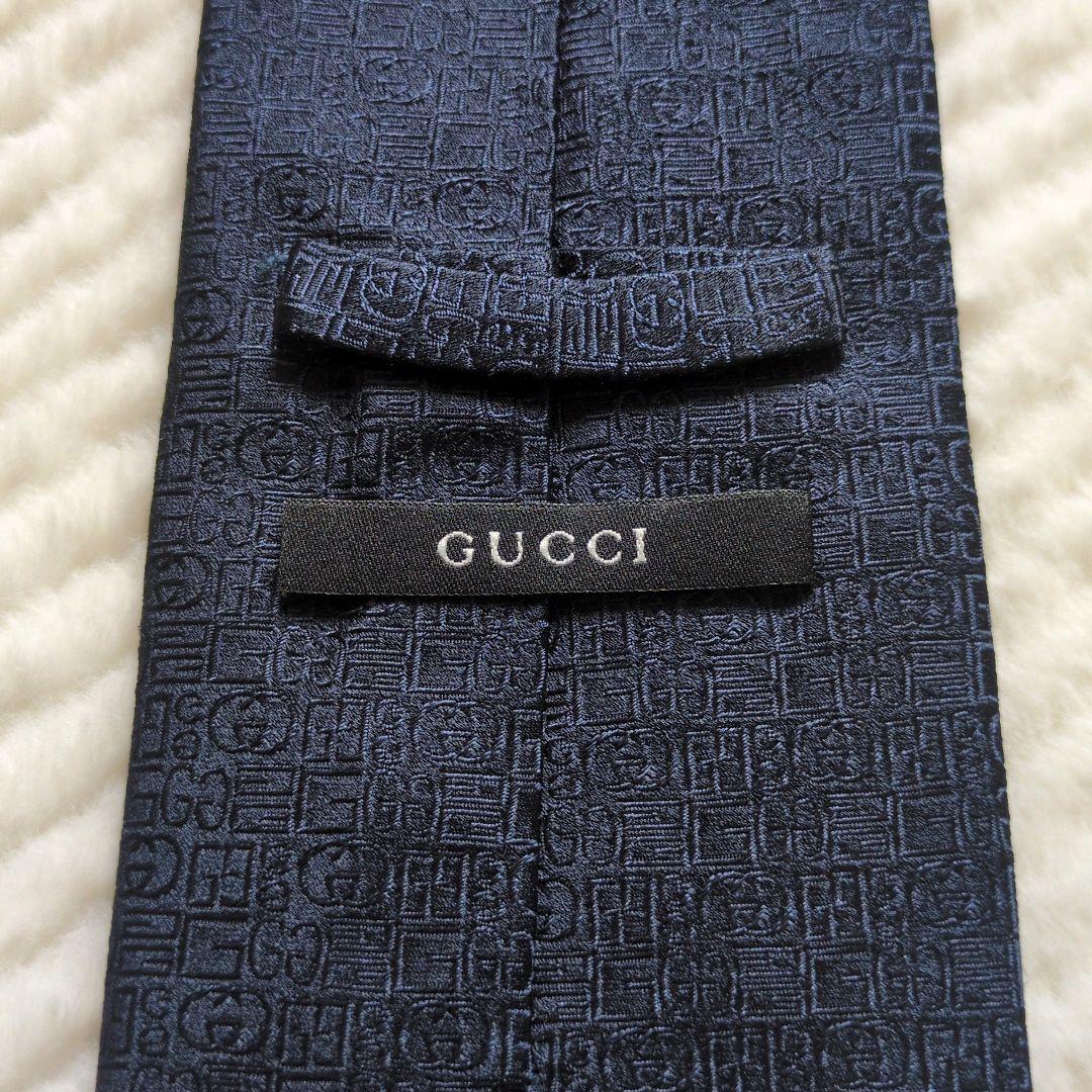 GUCCI　ネクタイ　GG　総柄　ジャガード　高級　ハイブランド　あんしん鑑定
