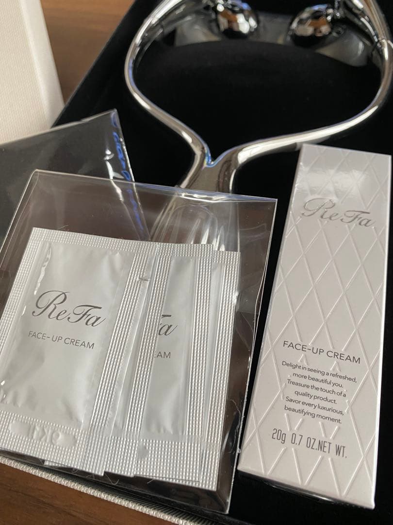 お値下げ中！【美品】 ReFa リファダブルレイ & フェイスアップクリーム