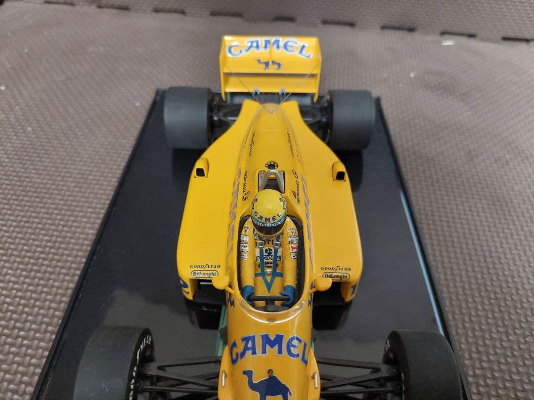 ミニチャンプス 1/18 ロータス 99T A.セナ 1987 CAMELロゴ