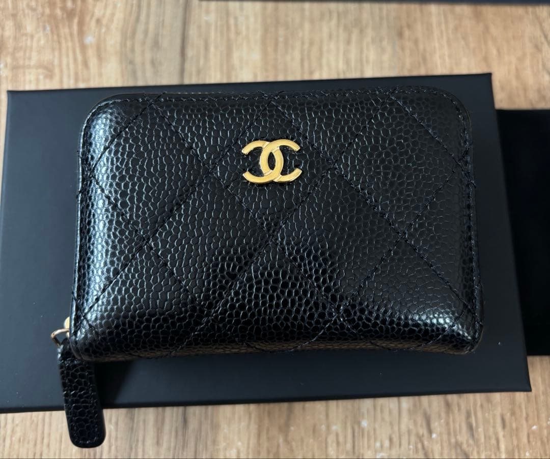 シャネル　クラシック ジップ　ケース　パース　フラグメントケース