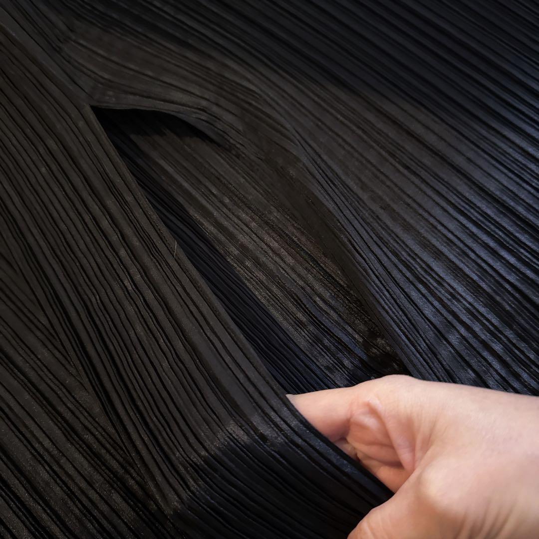 【美品】イッセイミヤケ　プリーツプリーズ　マダム　大判ショール　完売品