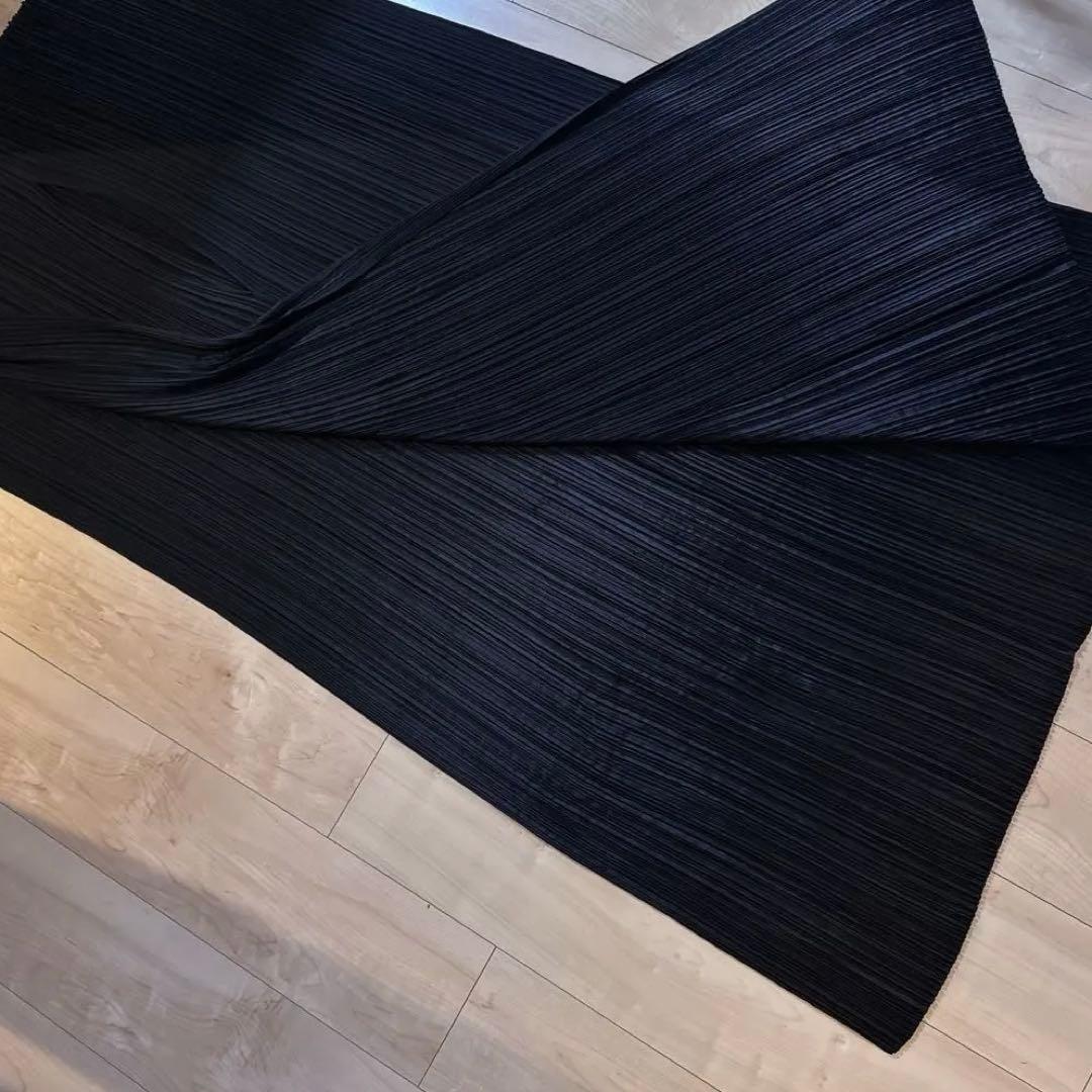 【美品】イッセイミヤケ　プリーツプリーズ　マダム　大判ショール　完売品