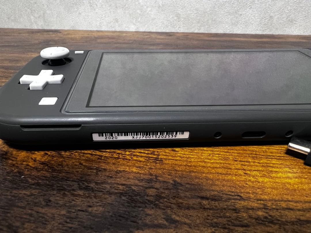 Nintendo Swith Lite グレー マリオカート8DX カバー付き