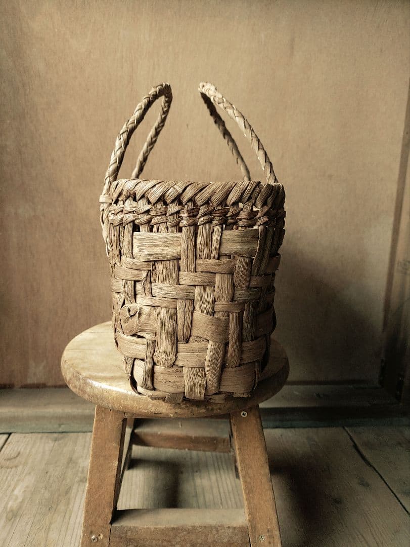 白*藤様 信州安曇野の山葡萄かごバック。里山手仕事。