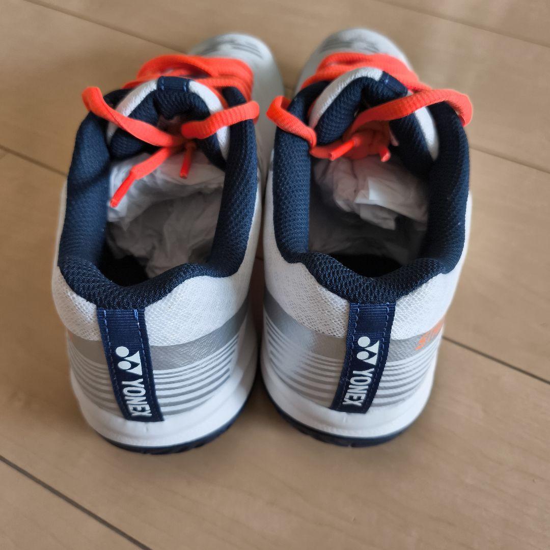 YONEX　バドミントンシューズ パワークッション ストライダービート　26cm