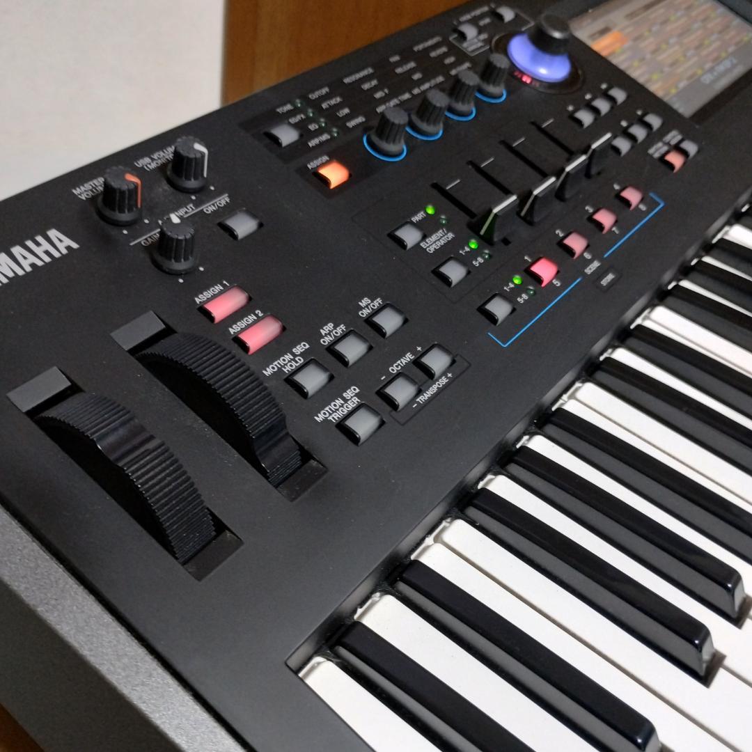 「 MODX６ 」YAMAHA・ミュージックシンセサイザー