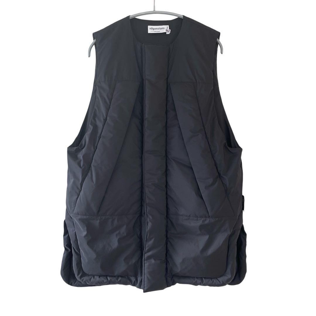 ☆美品今季 nagonstans ナゴンスタンス ノーカラー ダウン ベスト 黒